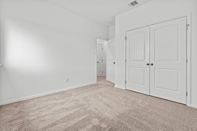 241 Ironshoe TRL, Liberty Hill, TX 78642