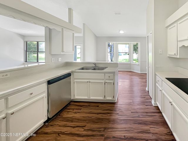 2058 MANUCY Court, Middleburg, FL 32068