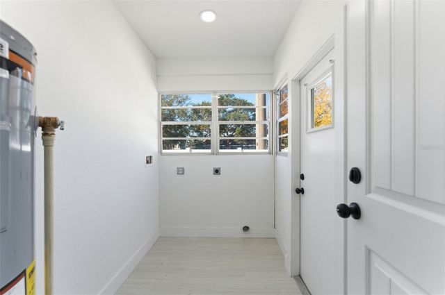 3015 W NORTH B STREET, Tampa, FL 33609