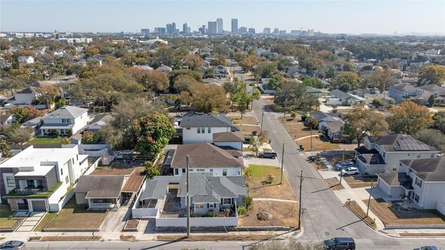 3015 W NORTH B STREET, Tampa, FL 33609