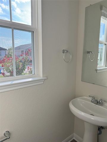 2433 Lucy Axel LN, Round Rock, TX 78665