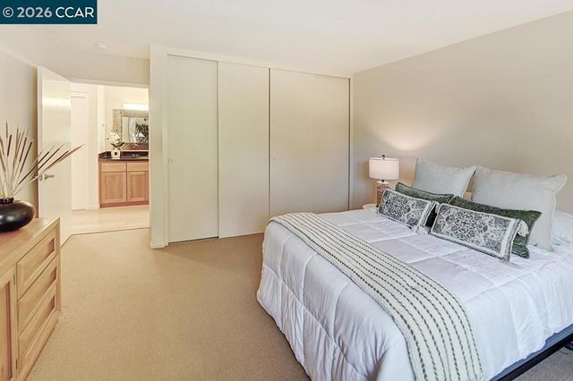 2223 Tice Creek Dr 2, Walnut Creek, CA 94595