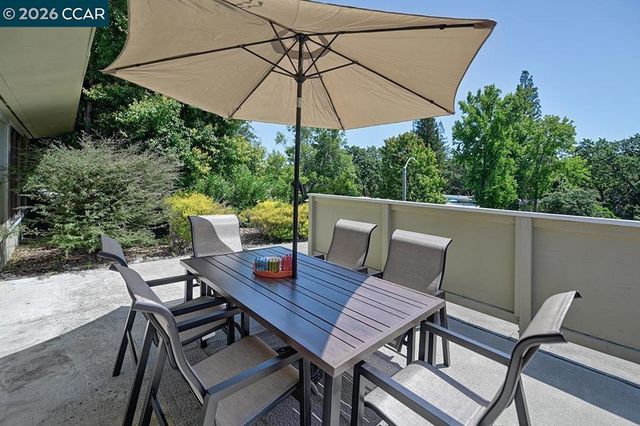 2223 Tice Creek Dr 2, Walnut Creek, CA 94595