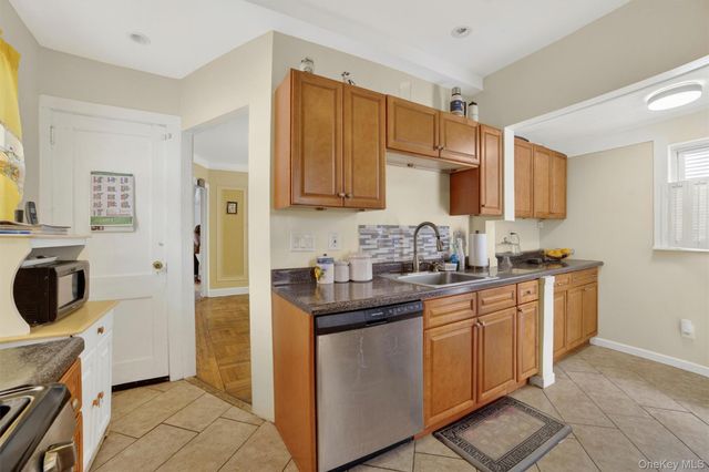 153 Hillside Avenue, Mount Vernon, NY 10553