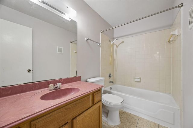 9700 Leawood Blvd Unit 702, Houston, TX 77099