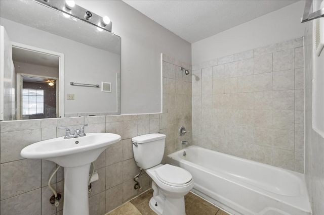 9700 Leawood Blvd Unit 702, Houston, TX 77099