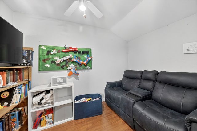 9804 E County Rd 125, Midland, TX 79706