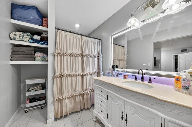 9804 E County Rd 125, Midland, TX 79706