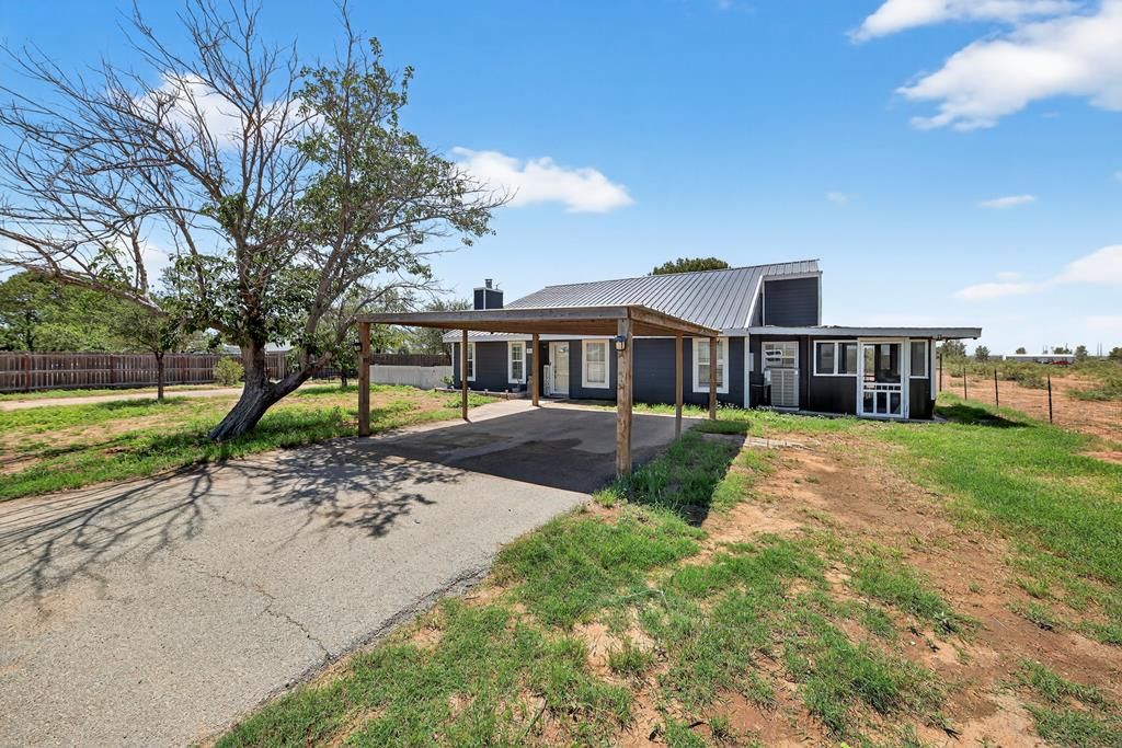 9804 E County Rd 125, Midland, TX 79706