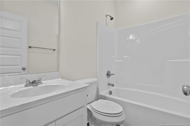 233 Orchard Lane, Parkton, NC 28371