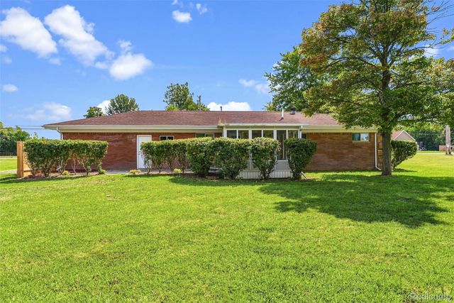 4099 E Atherton Road, Burton, MI 48519