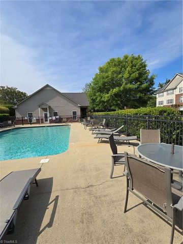 4732 Tatton Park Circle 2A, Winston-salem, NC 27103