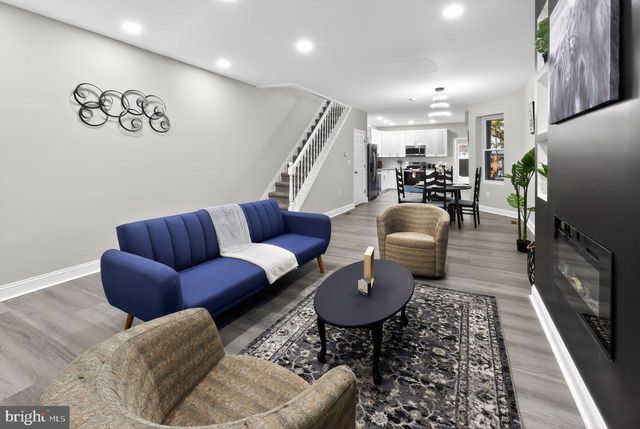 26 E 24TH ST, Wilmington, DE 19802