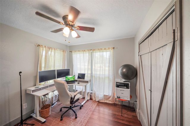 7477 Hidden Acres Drive, Cleveland, TX 77328