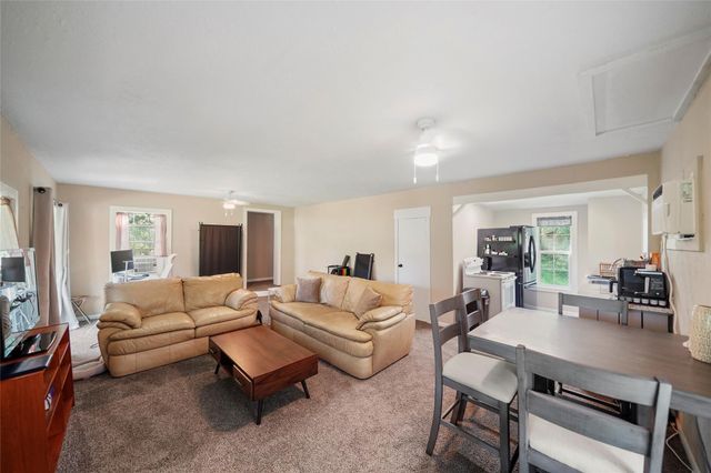 7477 Hidden Acres Drive, Cleveland, TX 77328