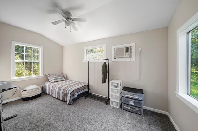 7477 Hidden Acres Drive, Cleveland, TX 77328