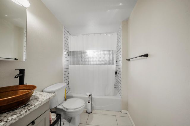 7477 Hidden Acres Drive, Cleveland, TX 77328