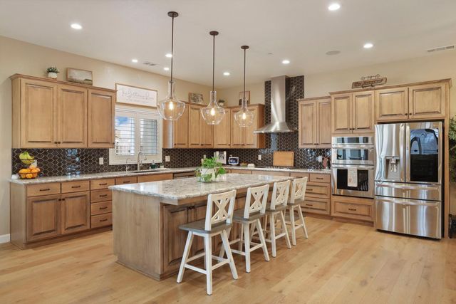 23346 S Frederick Rd, Ripon, CA 95366