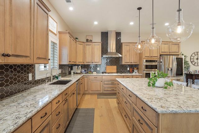 23346 S Frederick Rd, Ripon, CA 95366