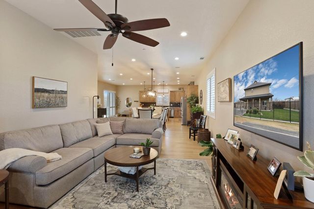 23346 S Frederick Rd, Ripon, CA 95366