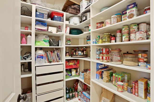 23346 S Frederick Rd, Ripon, CA 95366