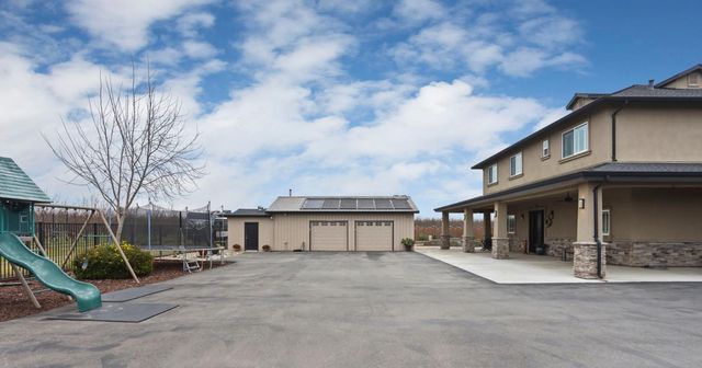 23346 S Frederick Rd, Ripon, CA 95366