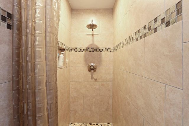 23346 S Frederick Rd, Ripon, CA 95366