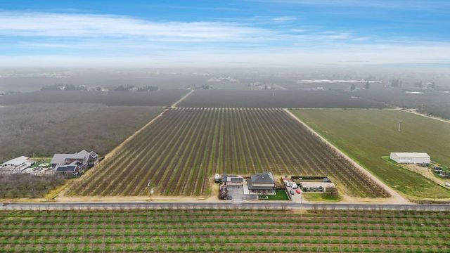 23346 S Frederick Rd, Ripon, CA 95366