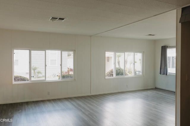 12 Isabel Avenue 83, Camarillo, CA 93012