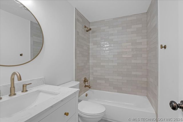 15915 E 131st Street S 1 & 3, Broken Arrow, OK 74011