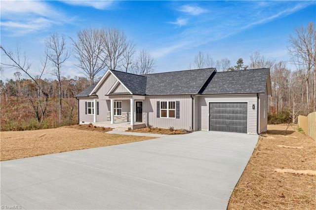 285 Stonybrook Drive, Lexington, NC 27295