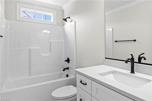 285 Stonybrook Drive, Lexington, NC 27295