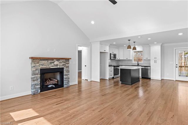 285 Stonybrook Drive, Lexington, NC 27295