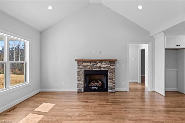 285 Stonybrook Drive, Lexington, NC 27295