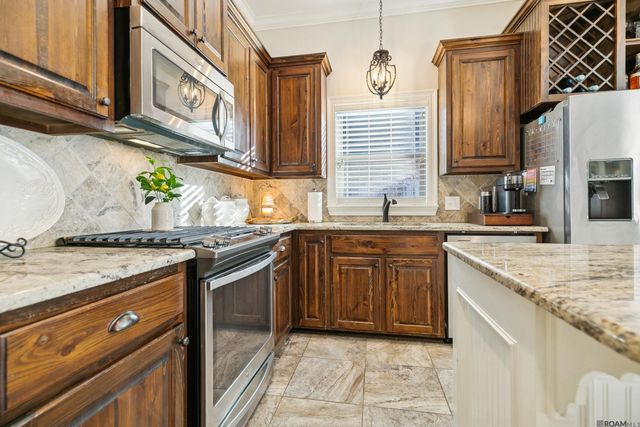 11999 Old Canal Rd, Greenwell Springs, LA 70739