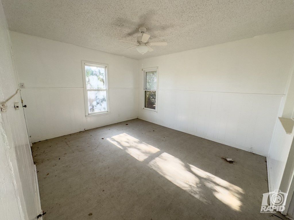 Image 24 of property listing at 901 S Walnut Street, Brady, TX 76825
