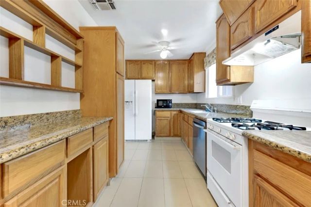 6444 Satsuma Avenue, North Hollywood, CA 91606