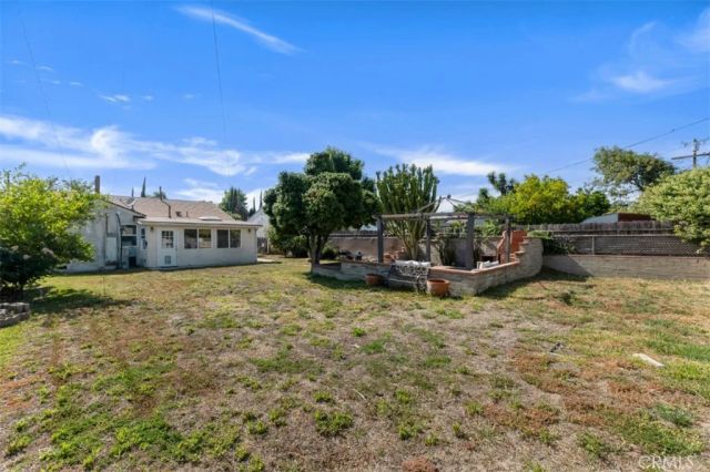 6444 Satsuma Avenue, North Hollywood, CA 91606