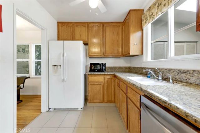6444 Satsuma Avenue, North Hollywood, CA 91606