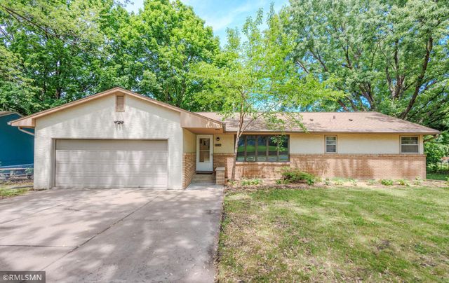8324 62nd Avenue N, Brooklyn Park, MN 55428
