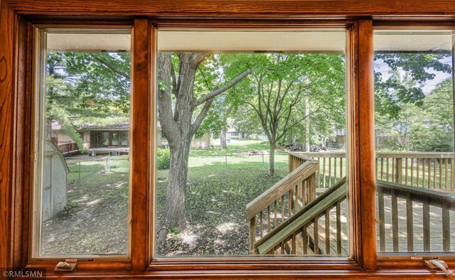 8324 62nd Avenue N, Brooklyn Park, MN 55428