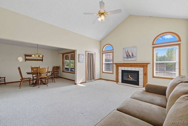 7517 Congressional Drive, Lockport Town, NY 14094