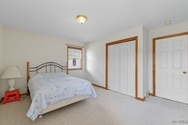 7517 Congressional Drive, Lockport Town, NY 14094