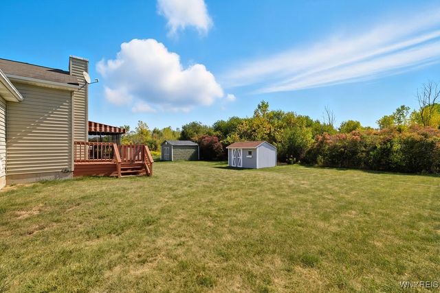 7517 Congressional Drive, Lockport Town, NY 14094