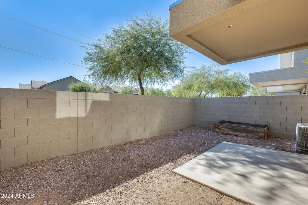 Image 39 of property listing at 2150 W ALAMEDA Road 1429, Phoenix, AZ 85085