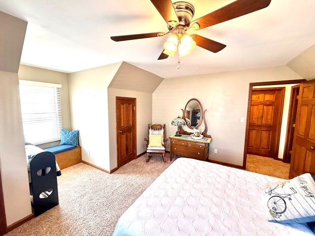 2713 Cayce Meade Dr, Hopkinsville, KY 42240