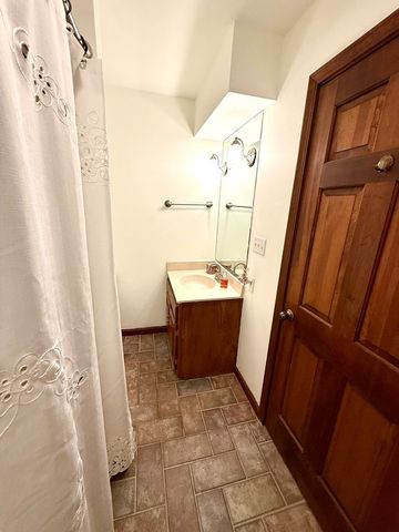 2713 Cayce Meade Dr, Hopkinsville, KY 42240