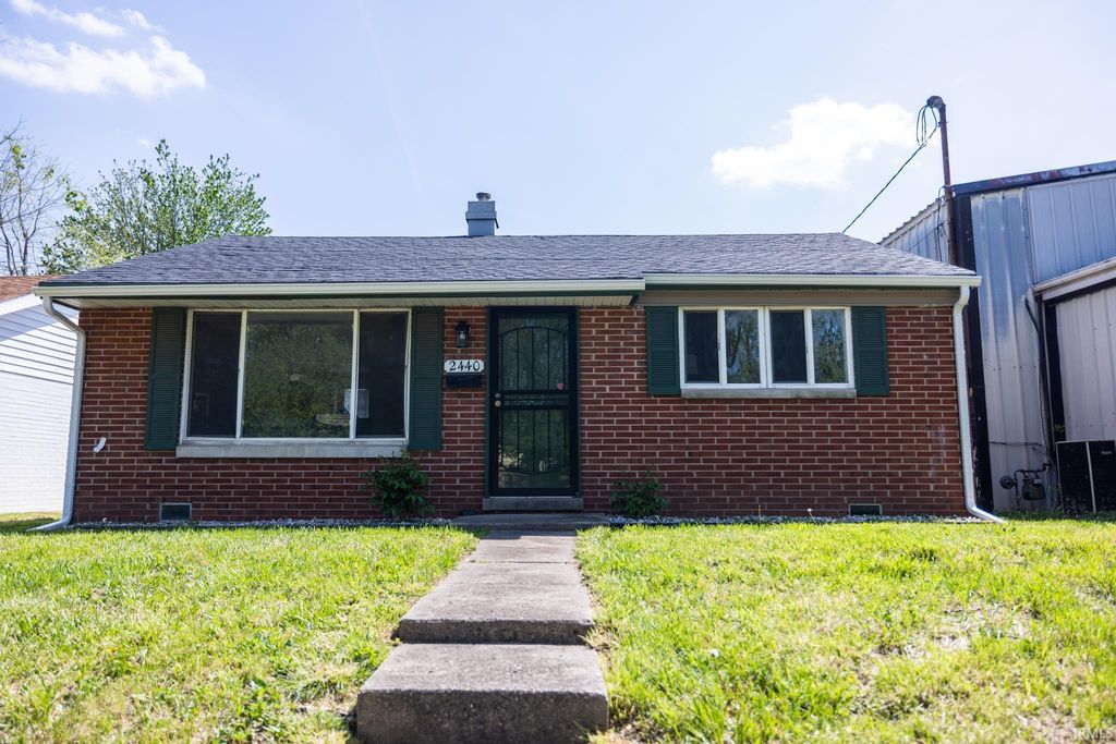 2440 Brown Street, Anderson, IN 46016