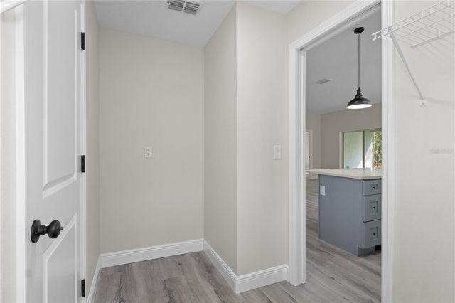 1768 E BISMARK ST, Hernando, FL 34442