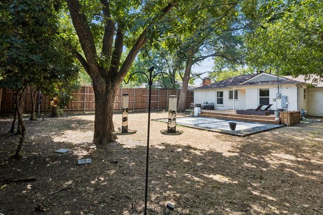 3715 Valley Ridge Road, Dallas, TX 75220